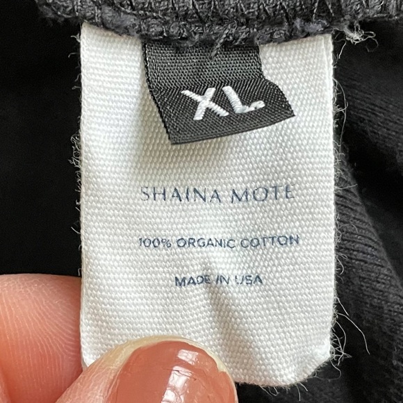 Shaina Mote Black Top - Picture 8 of 9